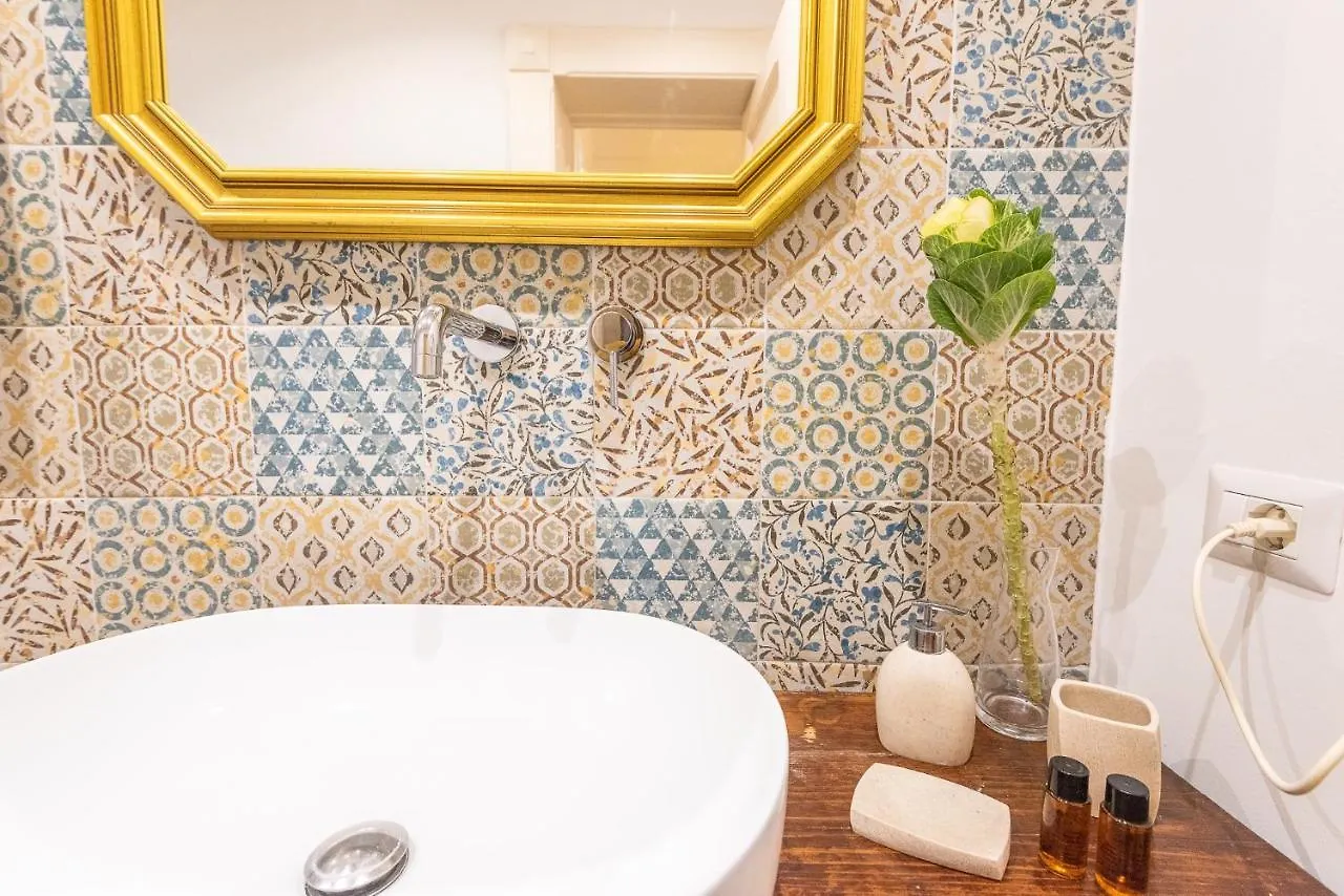 Rubichi 6 - Old Town Apartment Sit Lecce 0*,