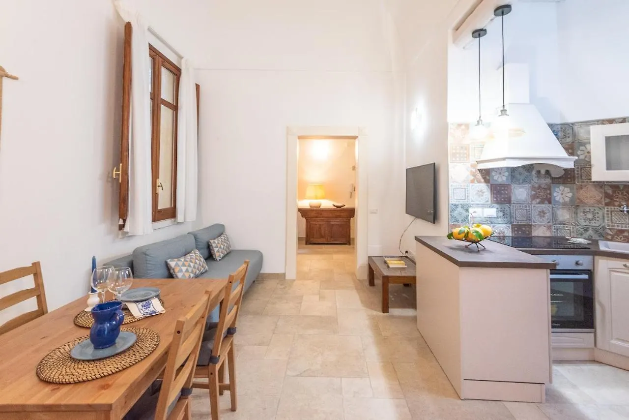Rubichi 6 - Old Town Apartment Sit Lecce